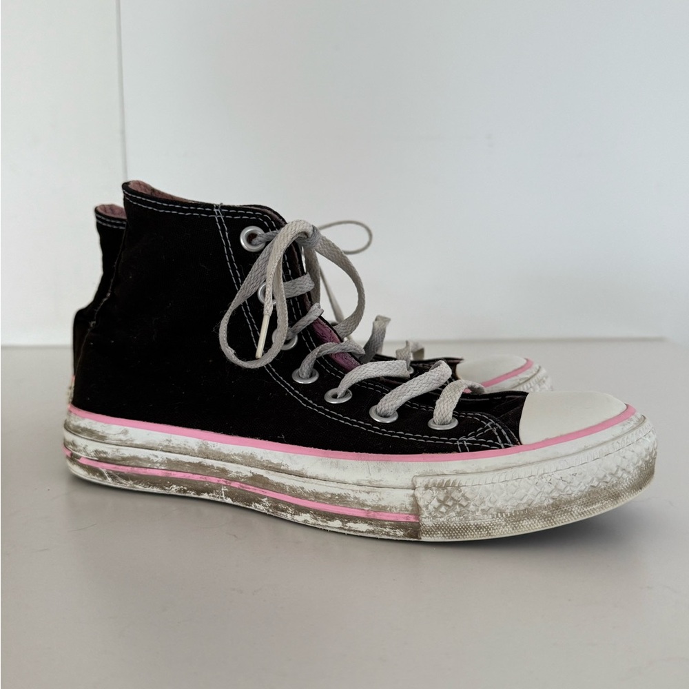 Converse Vintage Y2K Chuck Taylor High-Top Sneakers